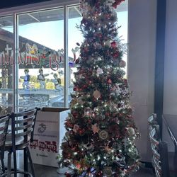 Hero's Bar & Grill