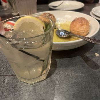 Paesanos - Italian Near Me - Davis, California