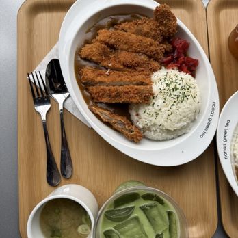 Nana's Green Tea - Pork Katsu Curry and Matcha Latte - Cafes Near Me - Pasadena, California