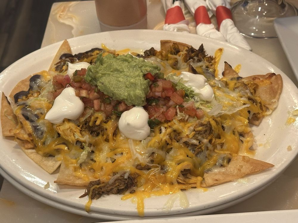 Social spots from Pura Vida Lounge and Restaurant