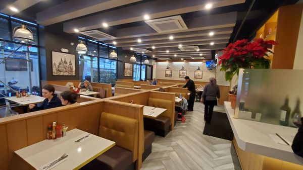 Gracie Mews Diner by null