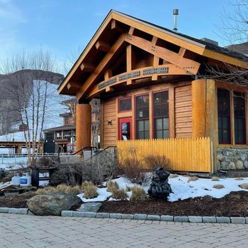 Whistlepig Pavilion - Burgers Near Me - Stowe, Vermont Whistlepig Pavilion - Burgers Near Me - Stowe, Vermont