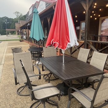 Papa Sal's - Patio  seating now available - Italian Near Me - Pinson, Alabama