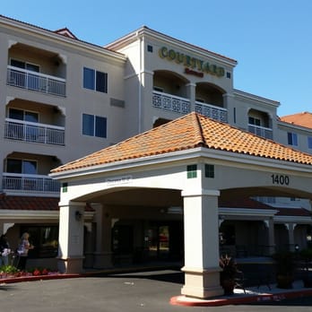 Courtyard by Marriott Novato Marin/Sonoma - Really nice Marriott hotel located in Marin County in the little town of Novato, right off Highway 101 - Hotels Near Me - Novato, California Courtyard by Marriott Novato Marin/Sonoma - Really nice Marriott hotel located in Marin County in the little town of Novato, right off Highway 101 - Hotels Near Me - Novato, California