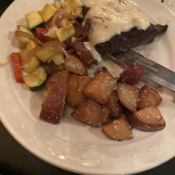 The Haus Bistro - Bars Near Me - Calimesa, California
