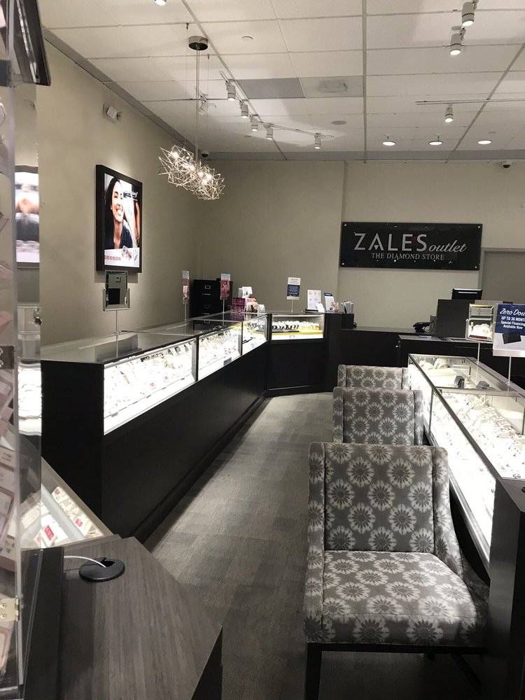 ZALES JEWELRY OUTLET ONTARIO MILLS MALL 13 Photos & 30 Reviews