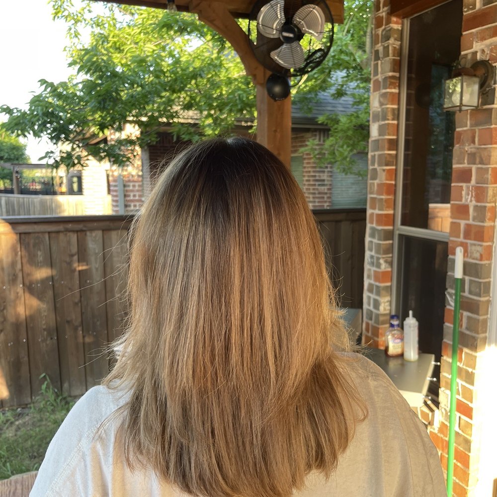 209 Salon - layers in straight hair - Hair Salons Near Me - Mckinney, Texas