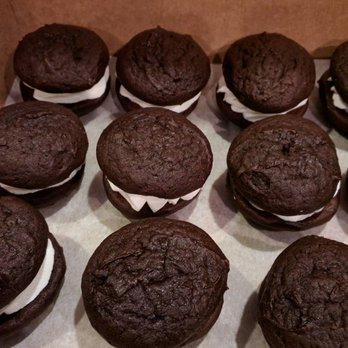 Frosted Swirl Cupcakes - Whoopie Pies! - Cupcakes Near Me Frosted Swirl Cupcakes - Whoopie Pies! - Cupcakes Near Me