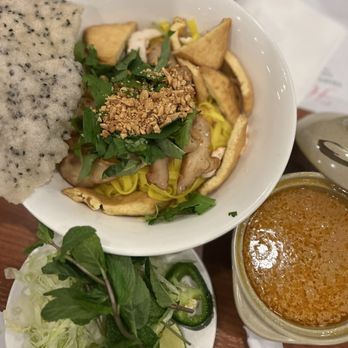 Hoa Sen - Vegetarian Near Me - Garden Grove, California