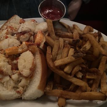 Neptune Oyster - Maine Lobster Roll - Seafood Near Me - Boston, Massachusetts