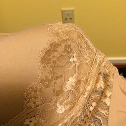 Linda's Bra Salon - The Simone Perele 3d plunge bra with lace around the side of the cup. Defects unnoticeable unless you look closely- Beware Exchanges Refused