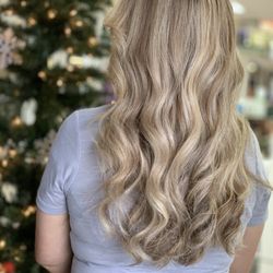 Bravo Salon Mililani - Champagne  Blonde   To bring in the new year