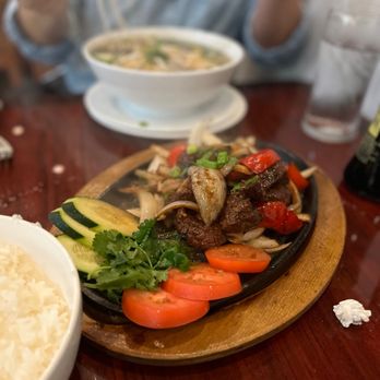 LaVui Vietnamese Restaurant - Vietnamese Near Me - Dallas, Texas