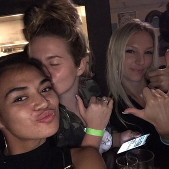 Dozer Parties - Bar Crawl Near Me