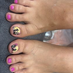 Lucky Nails & Spa - Pedicure design