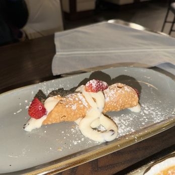 Cibo Trattoria - Cannoli - Italian Near Me - Winston-Salem, North Carolina Cibo Trattoria - Cannoli - Italian Near Me - Winston-Salem, North Carolina