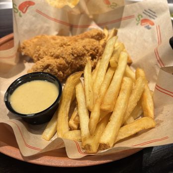 Chili's - 3 for me: Crispy Chicken Crispers Combo with fries - American Near Me - Elk Grove, California Chili's - 3 for me: Crispy Chicken Crispers Combo with fries - American Near Me - Elk Grove, California
