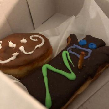 Voodoo Doughnut - Bakeries Near Me - Orlando, Florida Voodoo Doughnut - Bakeries Near Me - Orlando, Florida