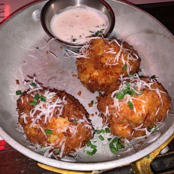 Eureka! - Mac n cheese balls - yummy! - American Near Me - Las Vegas, Nevada
