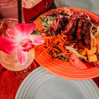Tower Cafe - Steak Salad - Breakfast & Brunch Near Me - Sacramento, California Tower Cafe - Steak Salad - Breakfast & Brunch Near Me - Sacramento, California