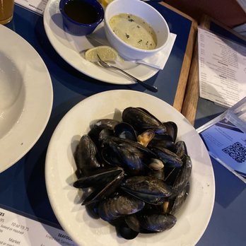 Boston Sail Loft - Steamed Mussels - Bars Near Me - Boston, Massachusetts Boston Sail Loft - Steamed Mussels - Bars Near Me - Boston, Massachusetts