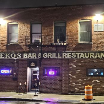 Eko's Bar & Grill Restaurant - Seafood Near Me - Lowell, Massachusetts