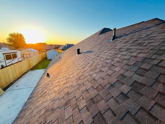 Holmes Roofing Specialists Logo