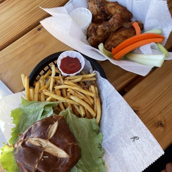 Mountain Rambler Brewery - Rambler Burger ($14), Dry Rub Wings ($8) - New American Near Me - Bishop, California