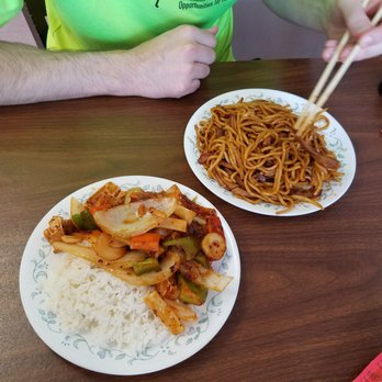 Great Wall - Hunan style tofu. Sechuan lo mein - Chinese Near Me - Emerald Isle, North Carolina Great Wall - Hunan style tofu. Sechuan lo mein - Chinese Near Me - Emerald Isle, North Carolina