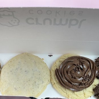 Crumbl - Pensacola - Bakeries Near Me - Pensacola, Florida