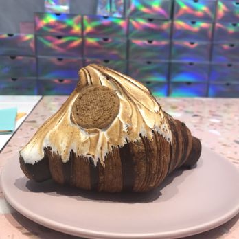 Supermoon Bakehouse - S'mores - Bakeries Near Me - New York, New York Supermoon Bakehouse - S'mores - Bakeries Near Me - New York, New York