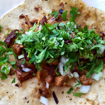 Erick's Tacos - Taco al pastor... My least favorite so far, and it's still really, really good! - Mexican Near Me - San Antonio, Texas