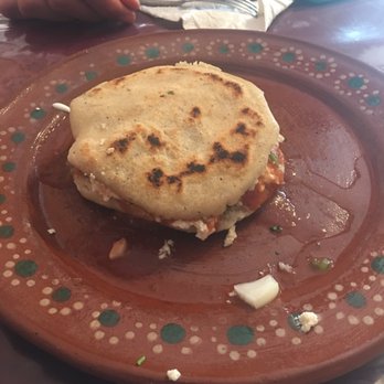 El Zapote - gordita de requesón - Mexican Near Me - Chapala, JAL