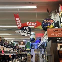 Uptown Market & Liquors, Craft Beer - Beer cave  follow the arrow