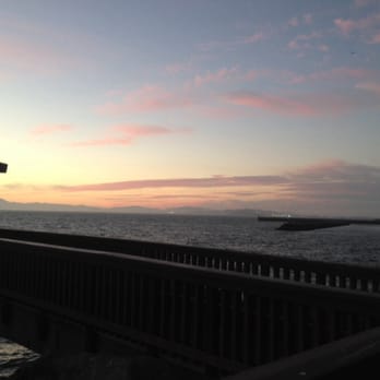 Skates On The Bay - Seafood Near Me - Berkeley, California