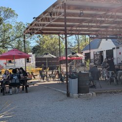 Fortune Teller - Great patio .