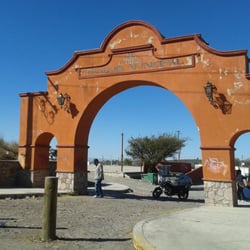 Tianguis La Placita - La Placita, entrada que da al Bulevar de la Conspiración (salida a Querétaro).