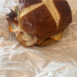 Wendy's - Pretzel Bacon Pub Chicken