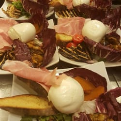 Salcapone - Aperitivo time SalCapone Mozzarella Bar&Grill Savoca Palermo
