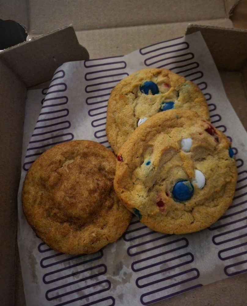 Food from Insomnia Cookies
