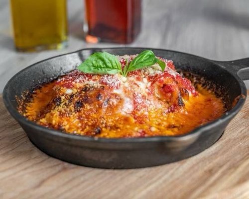 Piacere Wood Fired Pizza Pines by null