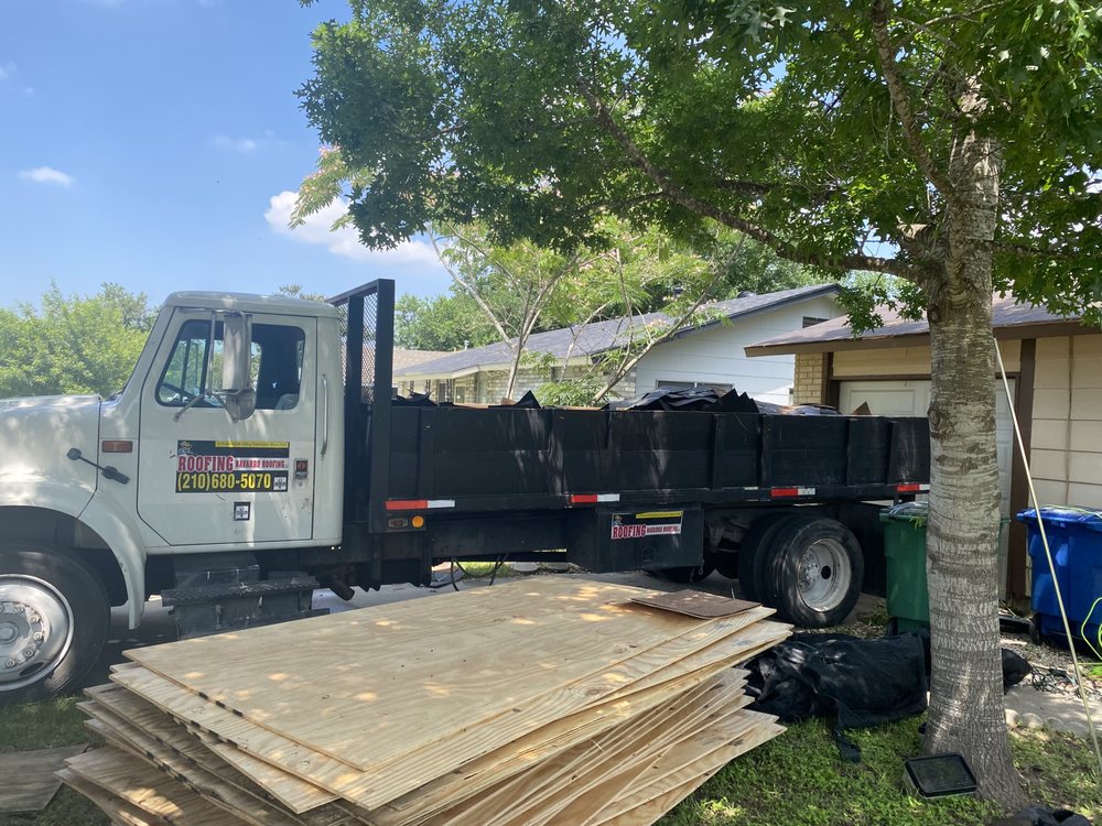 Slide of Navarro Roofing