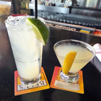 Hillgrove Tap - Sports Bars Near Me - Western Springs, Illinois