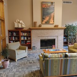 Rose Arbor Hospice - Family gathering room