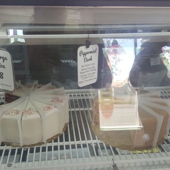 Debbie on the Levee - Desserts Near Me - Kenner, Louisiana Debbie on the Levee - Desserts Near Me - Kenner, Louisiana