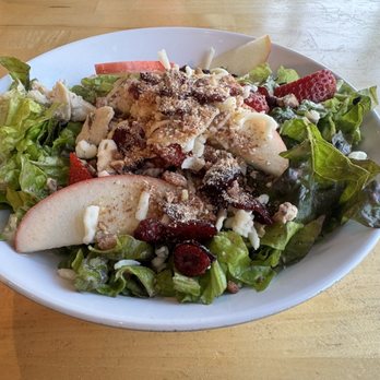 Café Zupas - Strawberry Harvest Salad. So good! - Salad Near Me - Gilbert, Arizona Café Zupas - Strawberry Harvest Salad. So good! - Salad Near Me - Gilbert, Arizona