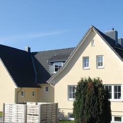Ferienhaus Scharbeutz Timmendorf - Sonnige Hausansicht