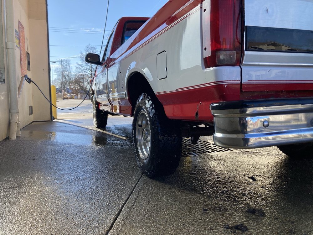 EZ STREET CAR WASH Updated October 2024 140 Highway 44 W