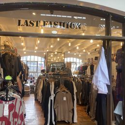 I really liked the Korean clothes that this store featured. I really liked the Korean clothes that this store featured.
