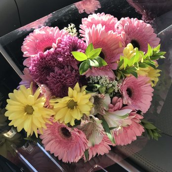 Javier Flowers & Garden - Custom bouquet - Florists Near Me - San Marcos, California